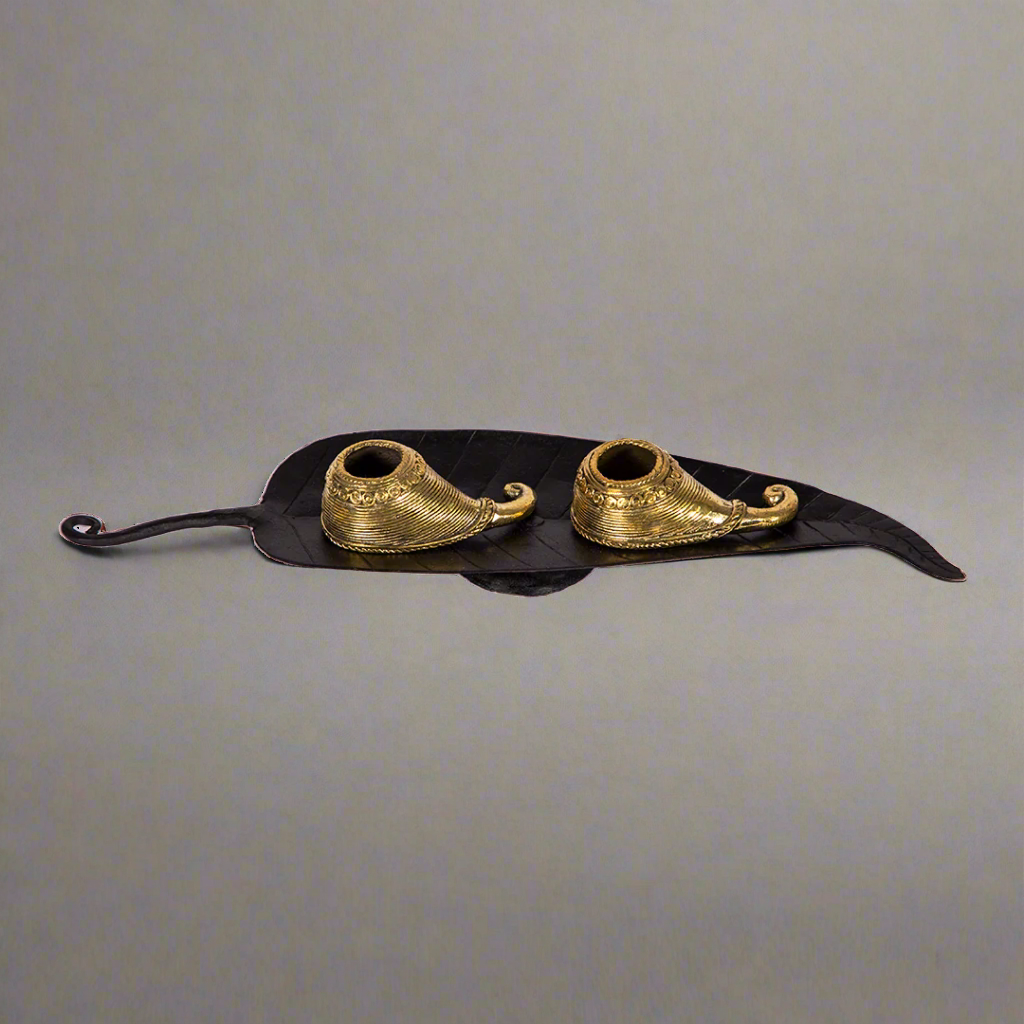 Wrought Iron Leaf with Sindoor Holder