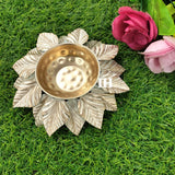 Diya Urli